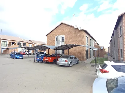 2 Bedroom Apartment To Rent in Secunda - img