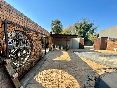 4 Bedroom House For Sale in Secunda - aAhW.webp