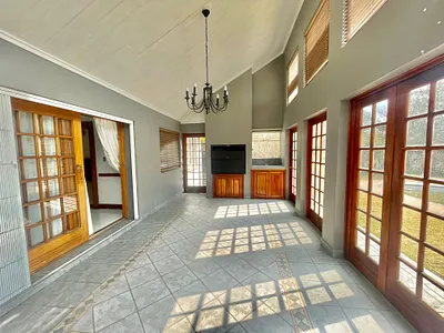 4 Bedroom House For Sale in Secunda - Opma.webp