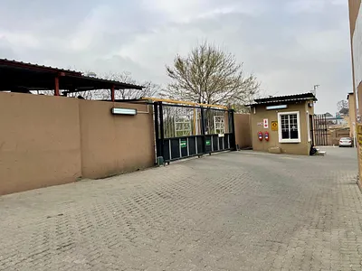 2 Bedroom Townhouse For Sale in Secunda - Je7Y.webp