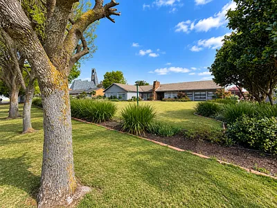 7 Bedroom House For Sale in Secunda - AyA1.webp