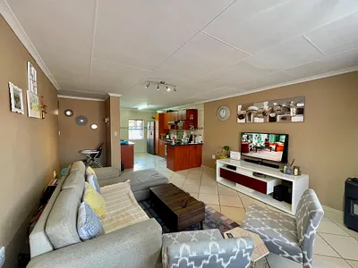 2 Bedroom Apartment For Sale in Secunda - G333.webp