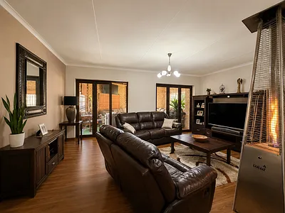 3 Bedroom House For Sale in Secunda - img
