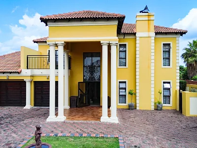 7 Bedroom House For Sale in Centurion - NP77.webp