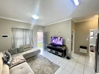 3 Bedroom House For Sale in Secunda - qSHq.webp