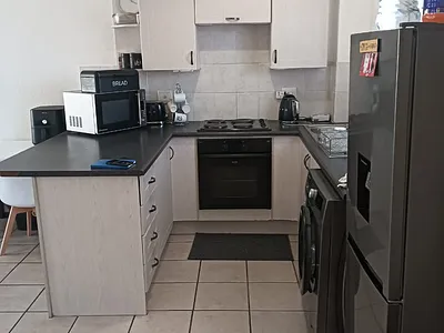 1 Bedroom Apartment For Sale in Midrand - JMgJ.webp