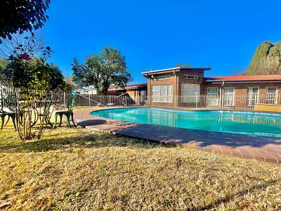 4 Bedroom House For Sale in Secunda - cWrf.webp