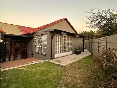 1 Bedroom Apartment To Rent in Centurion - jS4l.webp