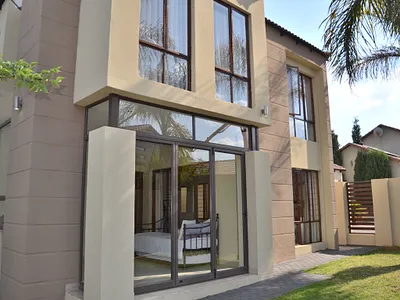 3 Bedroom Townhouse For Sale in Centurion - UYX5.webp