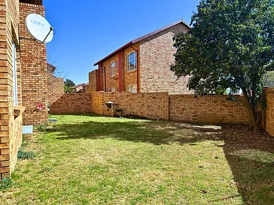 2 Bedroom Townhouse For Sale in Centurion - ywGr.webp