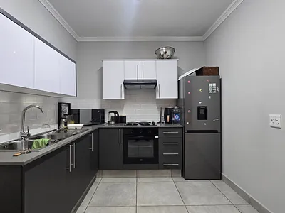 2 Bedroom Apartment To Rent in Benoni - Iw1K.webp