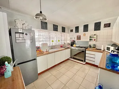 4 Bedroom House For Sale in Secunda - Zjy3.webp