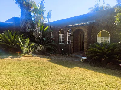 4 Bedroom House For Sale in Rayton - JyRT.webp