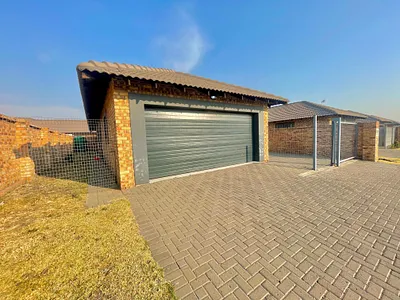 3 Bedroom House To Rent in Secunda - img