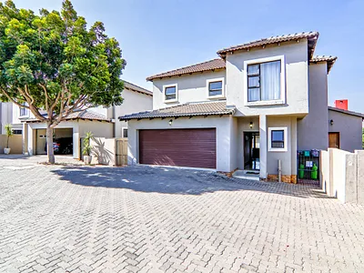 3 Bedroom House For Sale in Centurion - EJwg.webp
