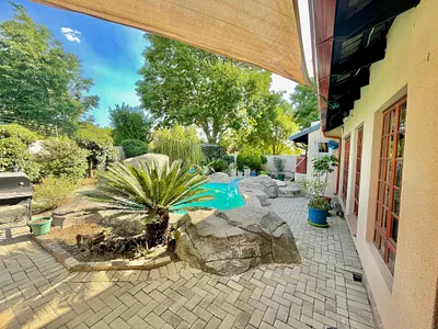 6 Bedroom House For Sale in Secunda - l6yQ.webp