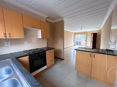 2 Bedroom Townhouse For Sale in Centurion - zFsp.webp
