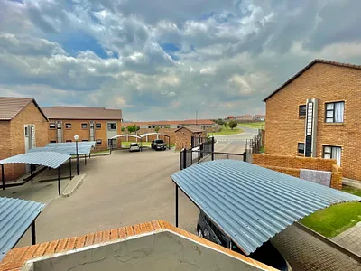 3 Bedroom Apartment To Rent in Secunda - img