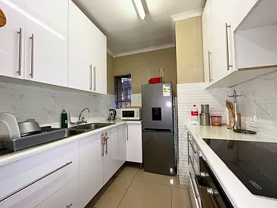 2 Bedroom Apartment For Sale in Centurion - 61Xl.webp
