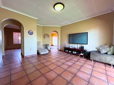 4 Bedroom House For Sale in Centurion - 8cqQ.webp