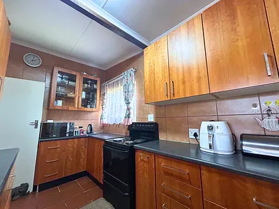 4 Bedroom House For Sale in Centurion - TBd2.webp