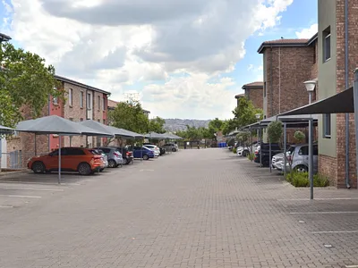 2 Bedroom Apartment For Sale in Centurion - kwkm.webp