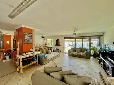 3 Bedroom House For Sale in Secunda - UttK.webp