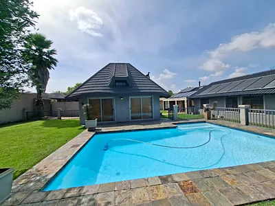 4 Bedroom House For Sale in Secunda - JnGQ.webp