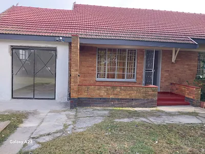 3 Bedroom House To Rent in Secunda - img