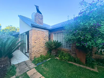 2 Bedroom Townhouse For Sale in Centurion - img