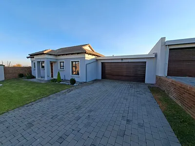 3 Bedroom House To Rent in Secunda - img