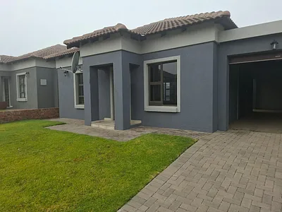 2 Bedroom House For Sale in Secunda - BXYQ.webp