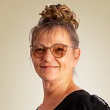 Suzette Van Staden - MkjZ.webp