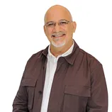 Savas Nicolaides - gIZ7.webp