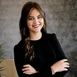 Angelique Kotze - 1BQm.webp