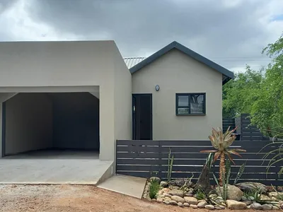 2 Bedroom House For Sale in Hoedspruit - Y4cl.webp
