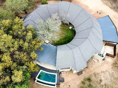 4 Bedroom House For Sale in Raptors View Wildlife Estate, Hoedspruit - img