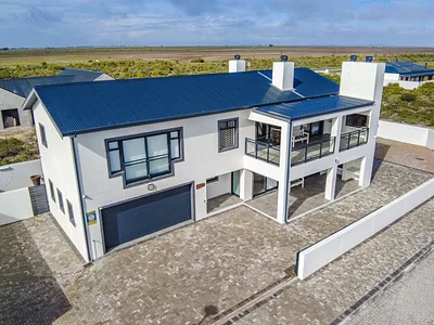 3 Bedroom House For Sale in Velddrif - 1AyT.webp