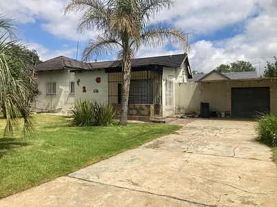 3 Bedroom House For Sale in Brakpan - img