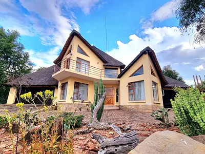 4 Bedroom House For Sale in Modimolle - img