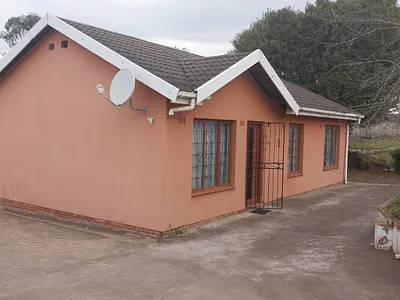 3 Bedroom House For Sale in Mthatha - img