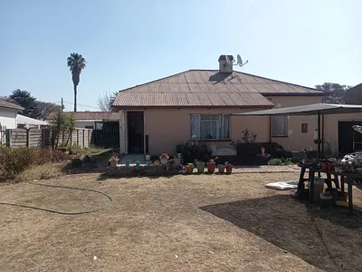 3 Bedroom House For Sale in Springs - xu6m.webp