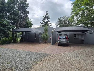 7 Bedroom House For Sale in Boksburg - img