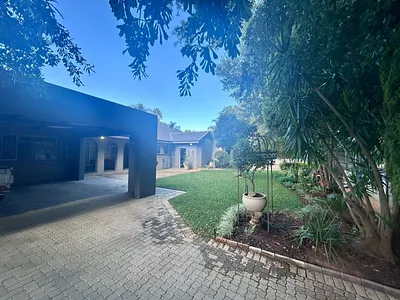 3 Bedroom House For Sale in Stilfontein - img