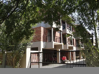 1 Bedroom Apartment For Sale in Potchefstroom - hsnI.webp