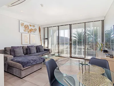 1 Bedroom Apartment For Sale in Cape Town - img