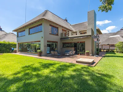 6 Bedroom House For Sale in Hartbeespoort - 8ne4.webp