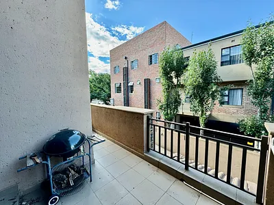2 Bedroom Apartment For Sale in Potchefstroom - W0wJ.webp
