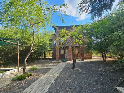 4 Bedroom House For Sale in Marloth Park - vcDm.webp