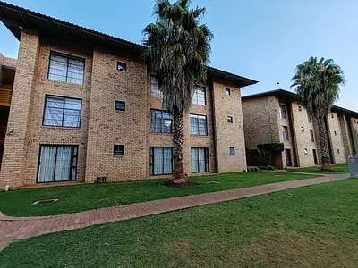 1 Bedroom Apartment For Sale in Potchefstroom - img